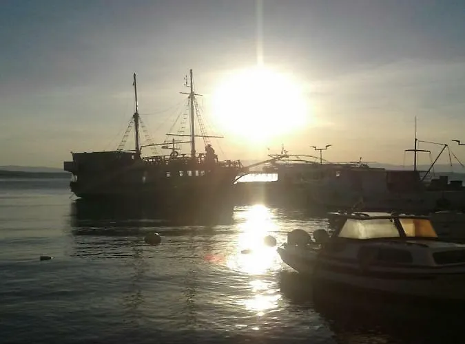 Διαμέρισμα Maric *